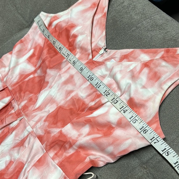 🥰🥰Calvin Klein Pleated V Neck Dress🥰🥰 - Picture 11 of 13